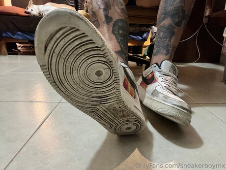 Sneakerboymx ポルノスター 写真