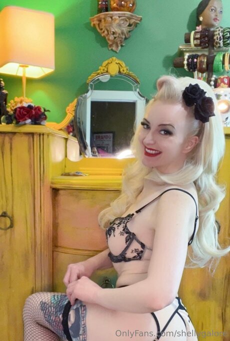 Shellygalore ポルノスター 写真