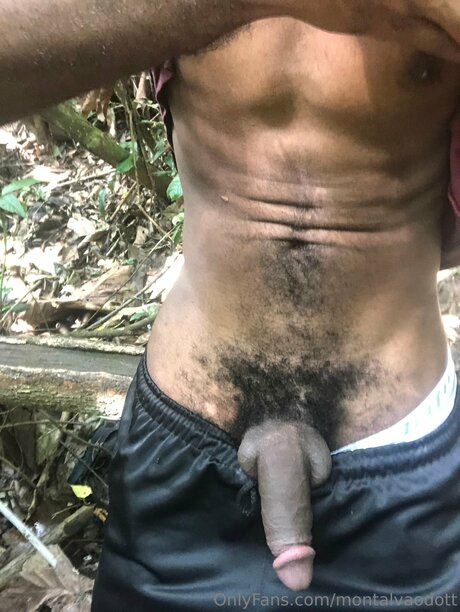 Montalvaodott エロティックなモデル 写真