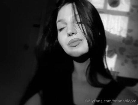 Brianabloom 美しいモデル 画像