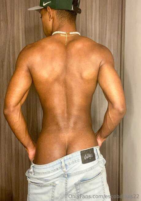 Escobarluis22 トップポルノスター 写真