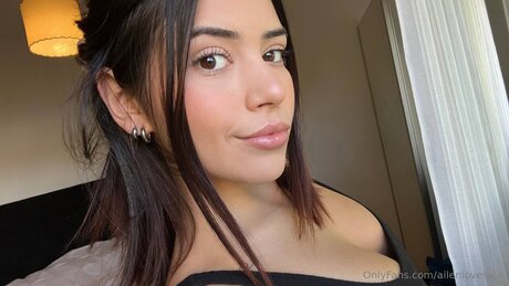 Ailenlovelace トップ女優 画像