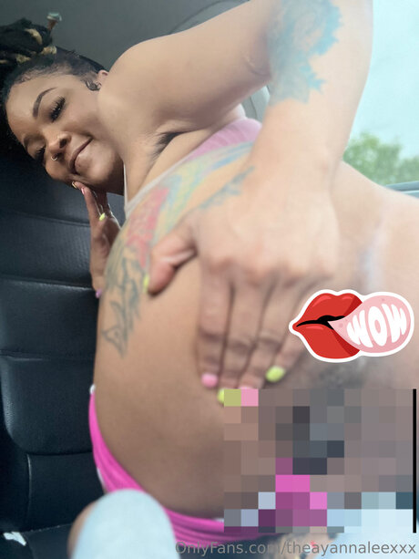 Theayannaleexxx ポルノスター ヌード 写真