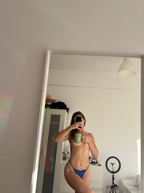 Alinpopov エロティックなポルノスター 写真