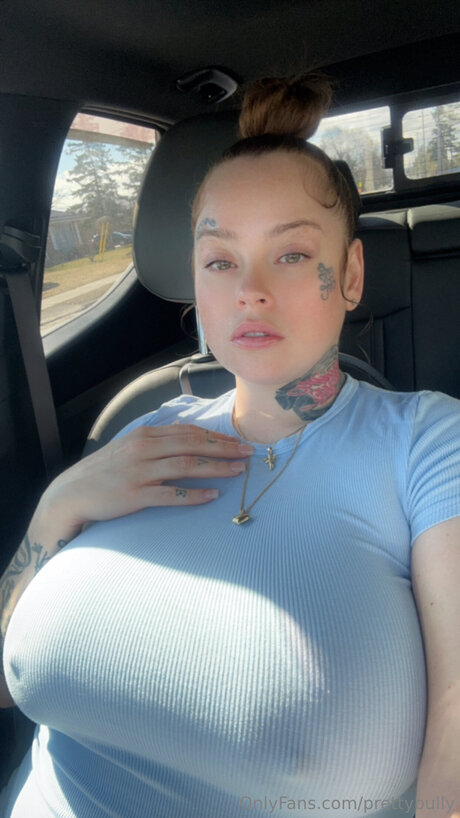 Prettybully 素敵な女優 写真