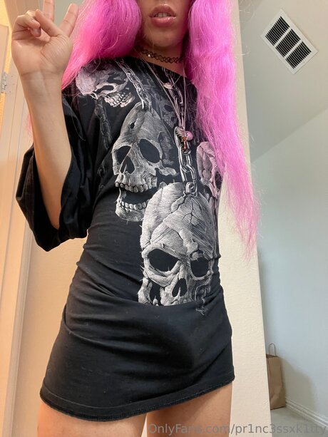 Pr1nc3ssxk1tty セクシーモデル 画像
