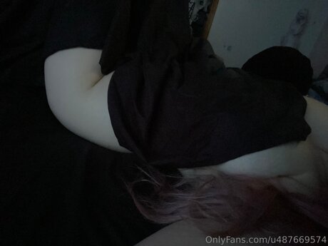 Stackedhobbit ポルノモデル 写真