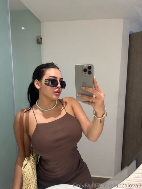 Biancalova9 ポルノスター ホット 写真