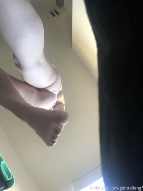 Giantaliengf スターセックス 写真