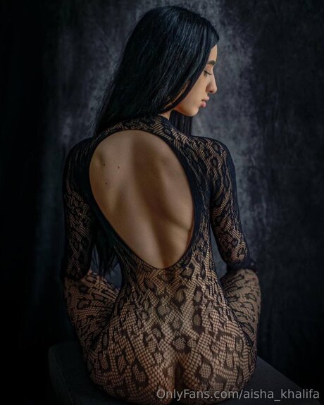 Aisha Khalifa ヌード女優 写真