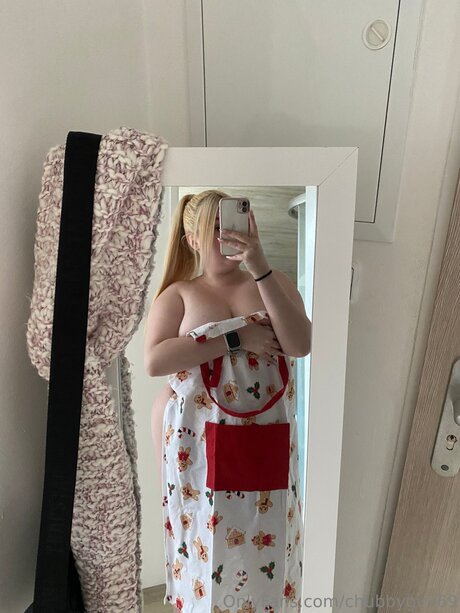 Chubbygirll69 ポルノスター 写真