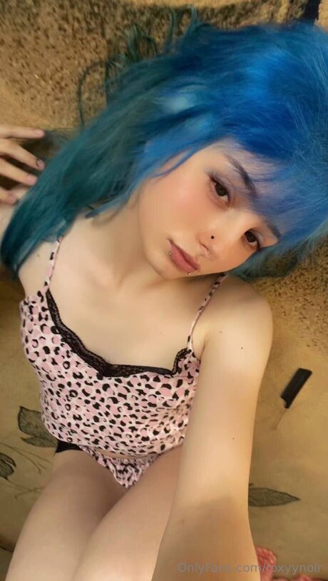 Roxyynoirrr 独占女優 画像