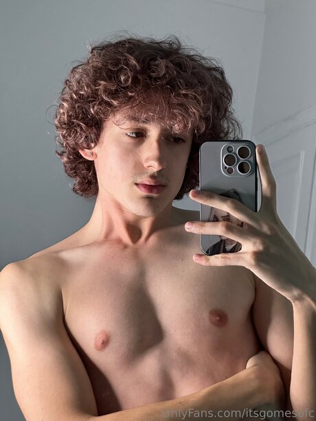 アジアンヨガ オンリーファンズ ホット裸 写真