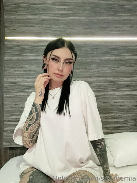 Babebunniee ホットなポルノスター 画像