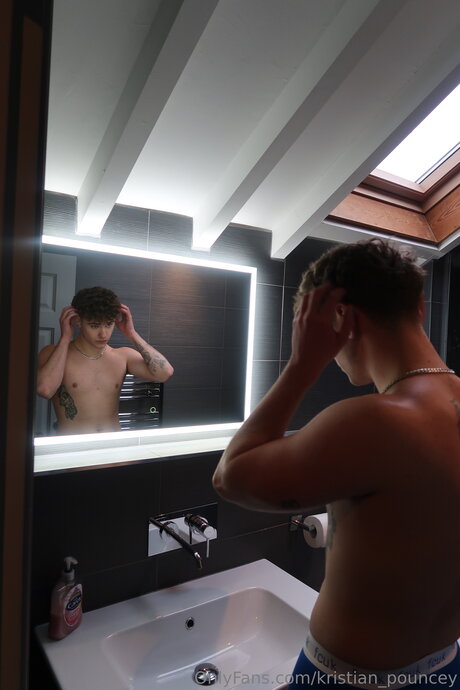 Kristian Pouncey トップポルノスター 写真