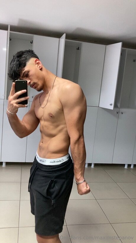 Maximstepanov ポルノスター セックス アーカイブ