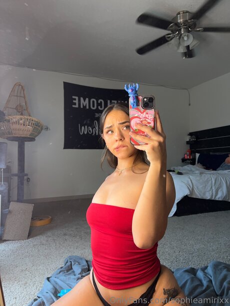 Sophieamirixx 美しいスター 写真