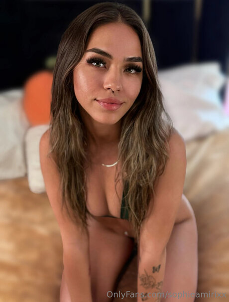 Sophieamirixx ポルノスター パーフェクト 画像