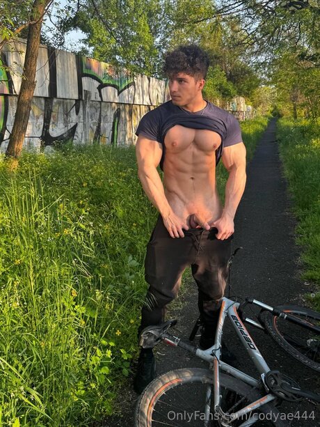 Codyae444 高品質スター ギャラリー