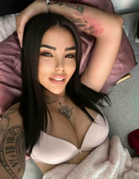ameliereve7 素敵なモデル 写真