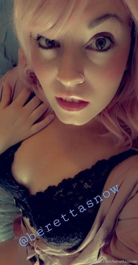 berettasnow エロティックモデル 写真