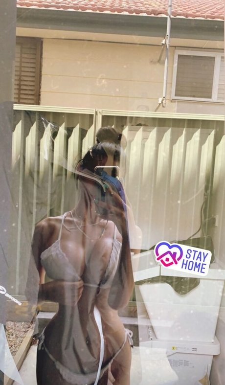 Mayroon Kawash セックススター 写真