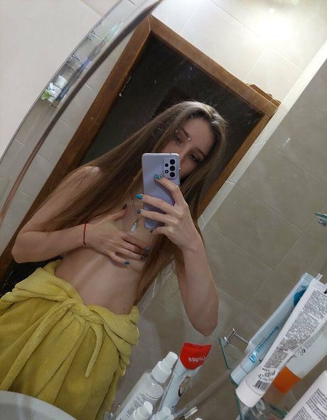 ukrainian twins 素敵なスター 画像