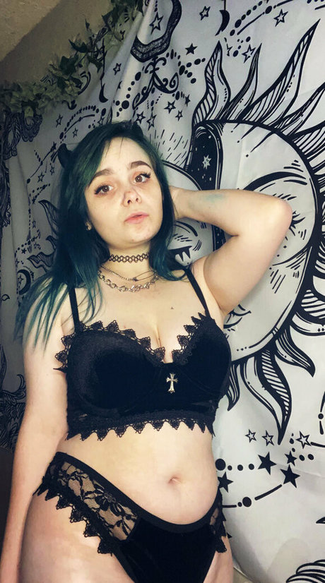 lildevilkittyfree ポルノスター 素敵 写真