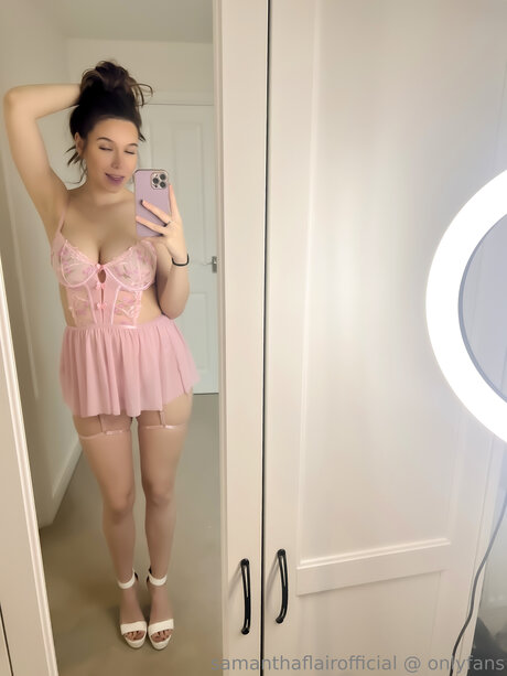 asmr 裸 onlyfans 無料 写真