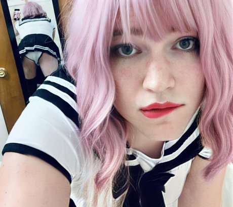 プールファックOnlyFans 裸 写真