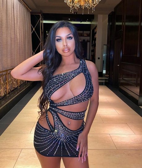 Amira Khalil かわいいスター 画像
