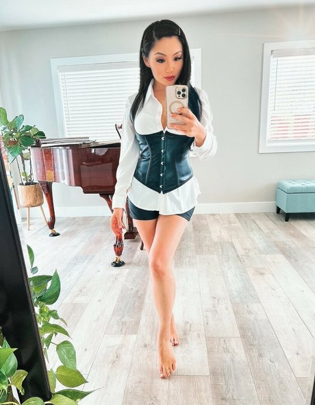 Tina Guo 最高のスター アーカイブ