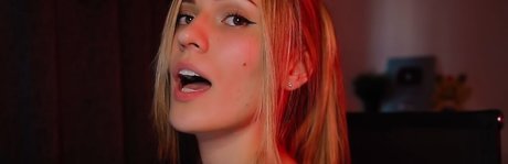 Sirius Eyes ASMR 美しいモデル 写真