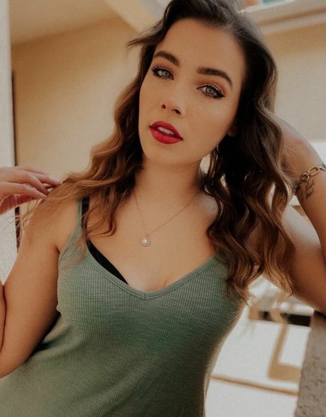 Justseum セクシー女優 写真