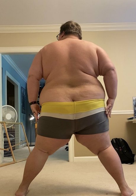 tychub ヌードスター 写真