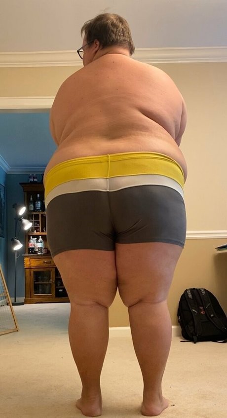 tychub ポルノスター ヌード 画像