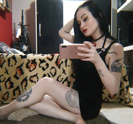 Marina Von Blume ポルノモデル 写真