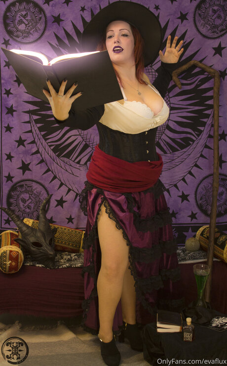 Evaflux エロティック女優 写真
