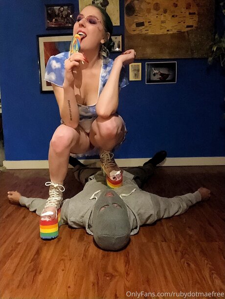Rubydotmaefree HDポルノスター 写真