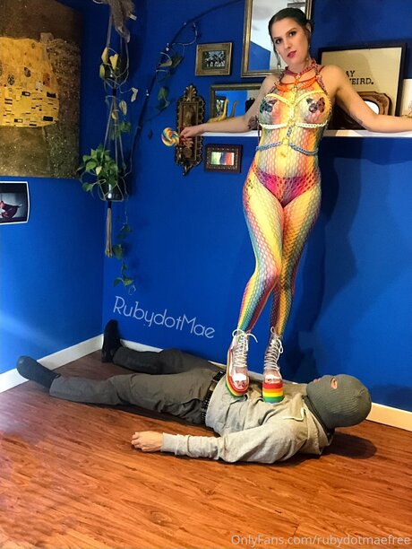Rubydotmaefree スター xxx 写真