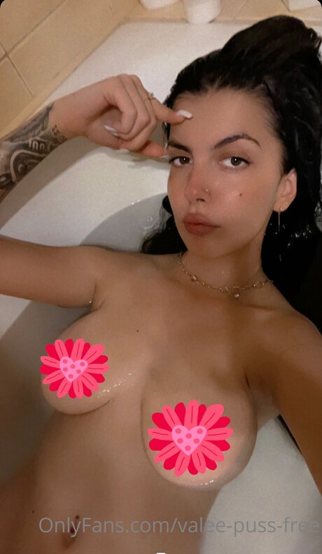 Valentinagoleafree セックスモデル 画像