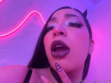 Sk Jess ポルノスター 写真