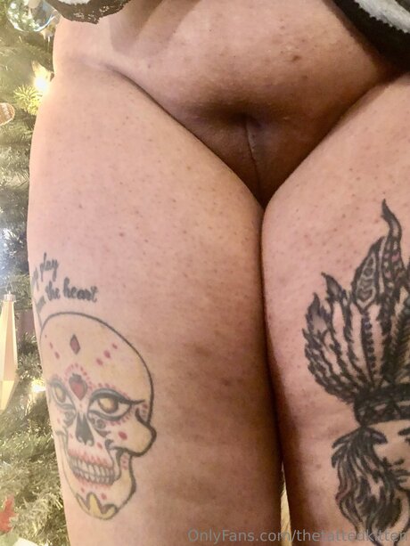 Thetattedkitten ヌードモデル 写真