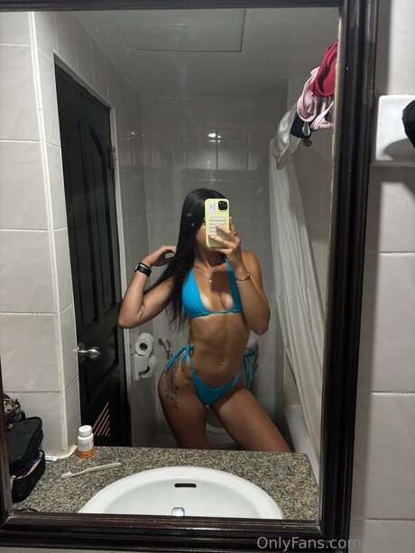 Cleo X 独占女優 写真