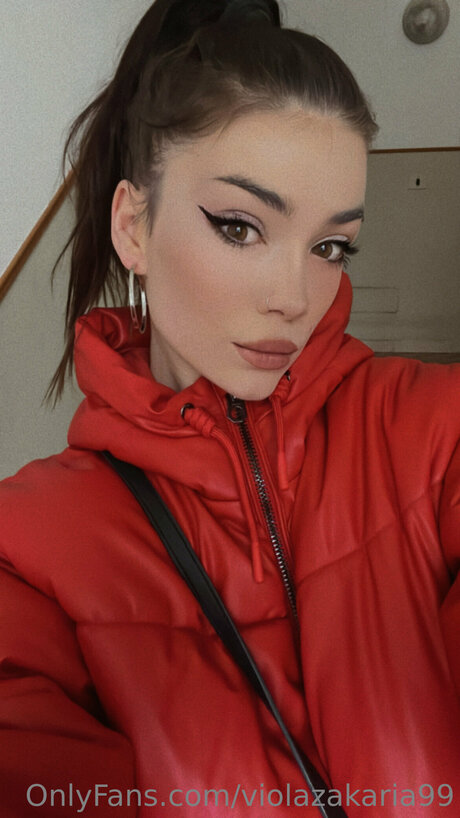 Violazakaria99 top profile image