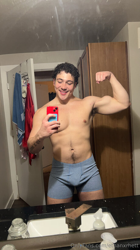 Ethanxrhett 完璧なスター 写真