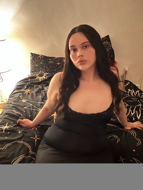 Isabelladee 高品質モデル 写真