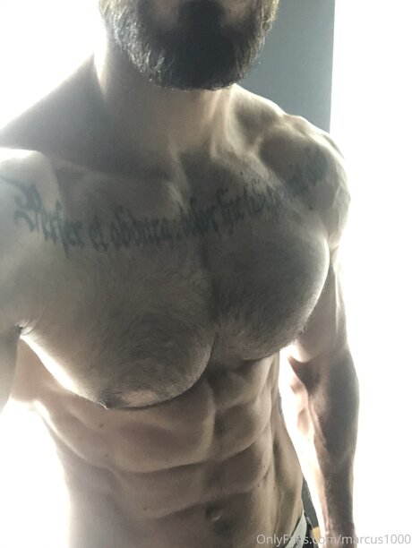 Marcus1000 ポルノスター セックス 写真