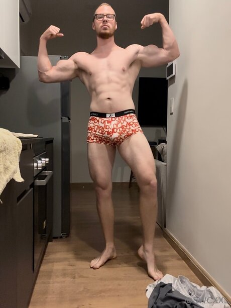 Bwcxxl スター ヌード 写真
