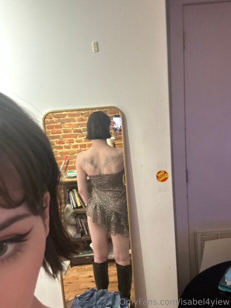 Isabel4yiew モデル 画像